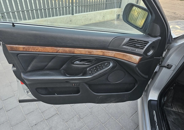 BMW Seria 5 cena 49600 przebieg: 338000, rok produkcji 2001 z Białystok małe 92